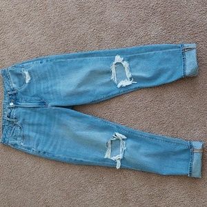 American eagle distressed mom jean